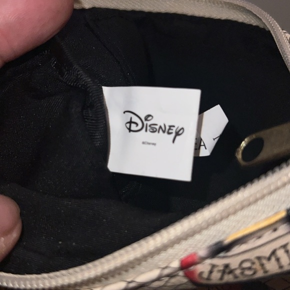 NEW Disney princess Ariel Belle SnowWhite Mulan Pocahontas Jasmine wallet makeup - Picture 11 of 17